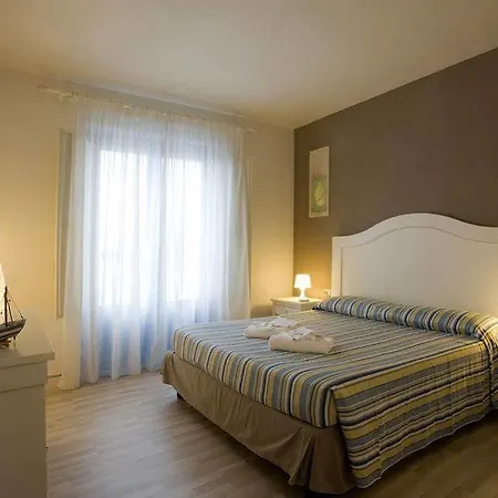 Apartment Blue Marine